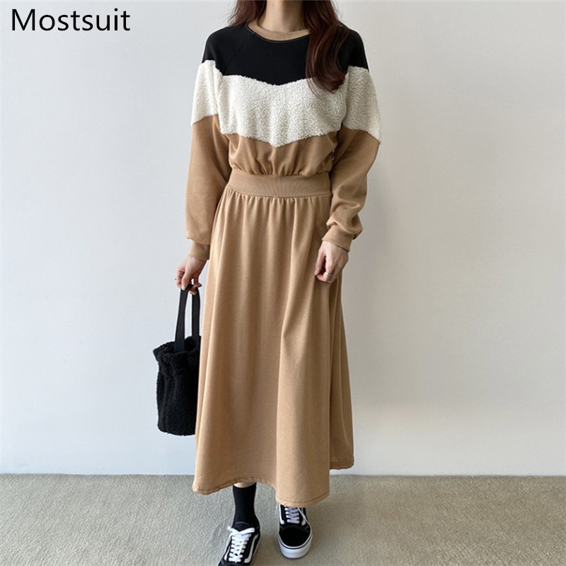 Color-blocked Lambswool Spliced Sweatshirt Dress Women Winter Full Sleeve O-neck Long Dresses Fashion Korean Casual Vestido 210518, Blue
Color-blocked Lambswool Spliced Sweatshirt Dress Women Winter Full Sleeve O-neck Long Dresses Fashion Korean Casual Vestido 210518, Blue