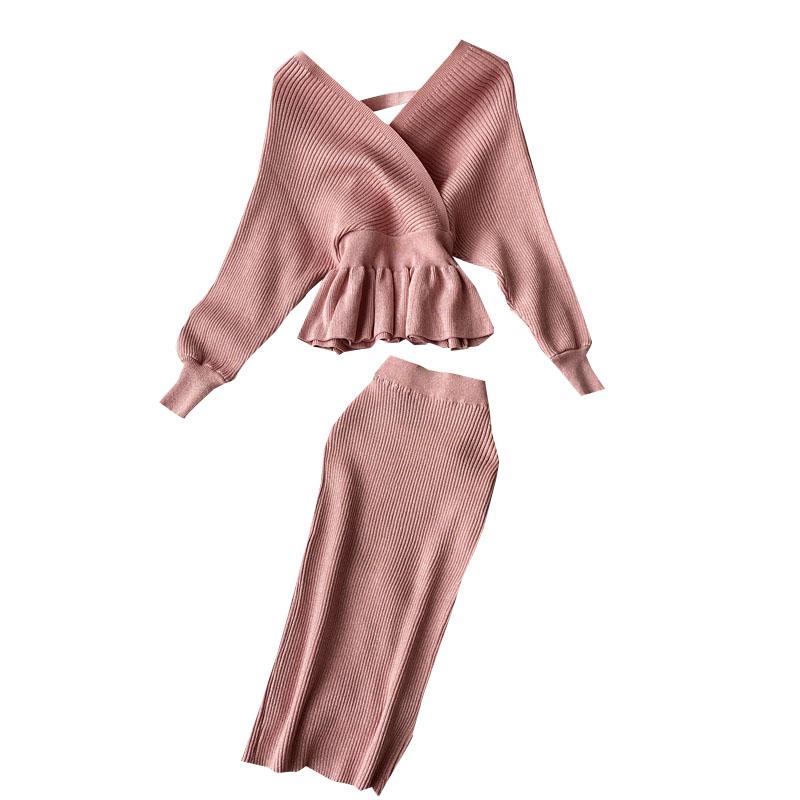 Women's Tracksuits Autumn Winter Sets 2021 Korean Long-Sleeved V-neck Halter Bright Silk Knitted Sweater With High Waist Hip Skirt Two-Piece, Gray
Women's Tracksuits Autumn Winter Sets 2021 Korean Long-Sleeved V-neck Halter Bright Silk Knitted Sweater With High Waist Hip Skirt Two-Piece, Gray