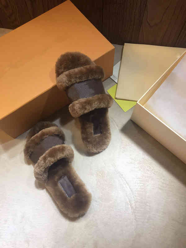 Slippers Escale Lock Womens it Lockit Flat Mule Slipper Summer Timeless Colorful Patent Monograms Mink fur Leather Sandals Flip Flop 1KHM, 1#
Slippers Escale Lock Womens it Lockit Flat Mule Slipper Summer Timeless Colorful Patent Monograms Mink fur Leather Sandals Flip Flop 1KHM, 1#