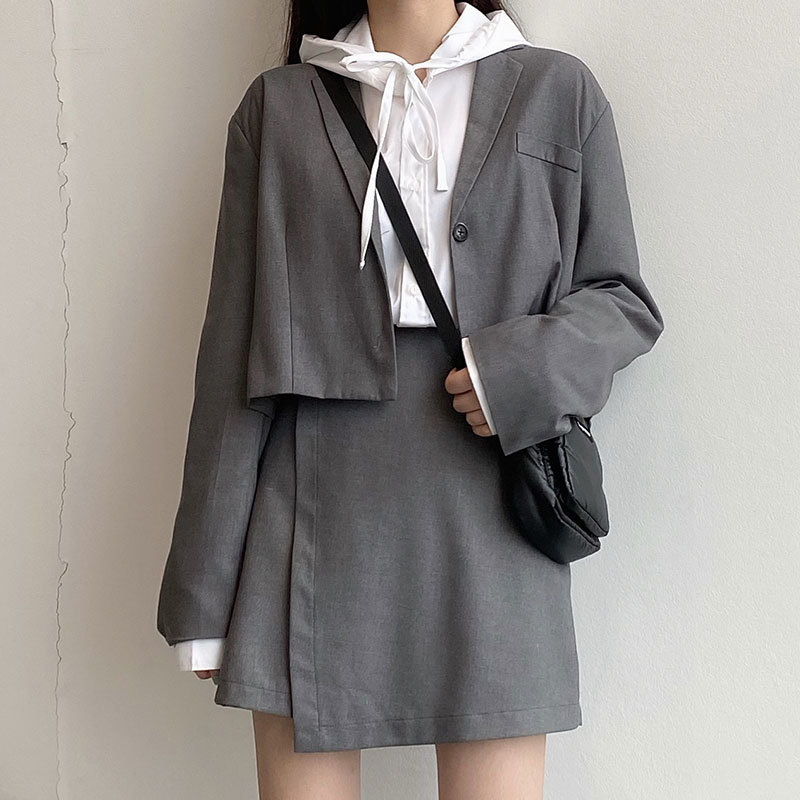 2 colors korean style autumn long sleeve solid color black blazer womens jacket and coats v neck short blazer womens (X1539) 210423