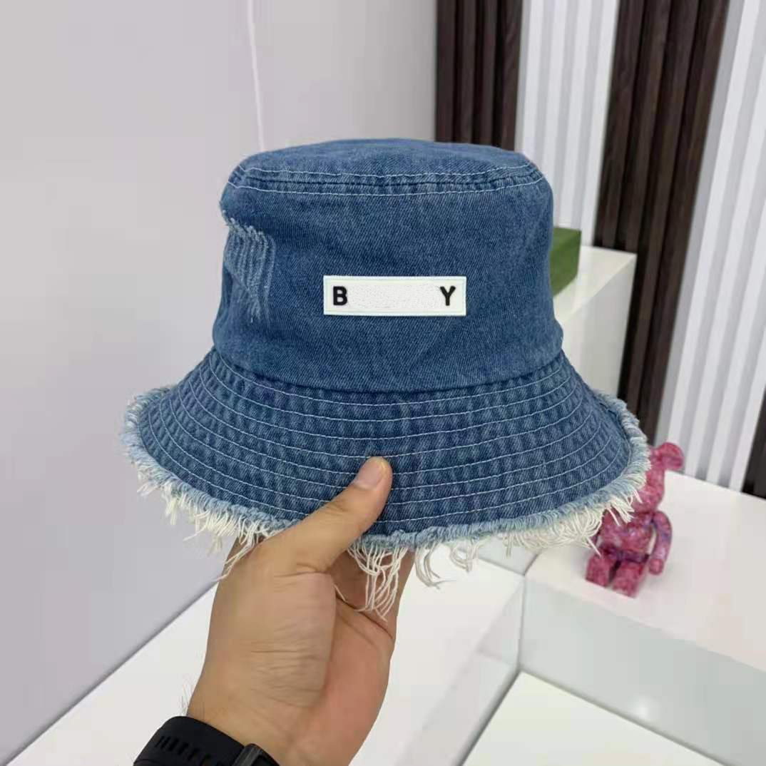 Luxurys designers bucket hat men's and women's summer outdoor high quality leisure fashion sunshade fisherman cap 2 colors good, Blue;gray
Luxurys designers bucket hat men's and women's summer outdoor high quality leisure fashion sunshade fisherman cap 2 colors good, Blue;gray