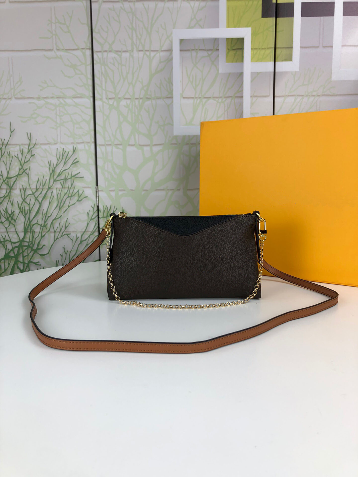 M41638-Classic Mini women luxurys designers bag ,handbags,Genuine leather Top quality shoulder bags ,change ,wallets letters key chain ,crossbody
M41638-Classic Mini women luxurys designers bag ,handbags,Genuine leather Top quality shoulder bags ,change ,wallets letters key chain ,crossbody