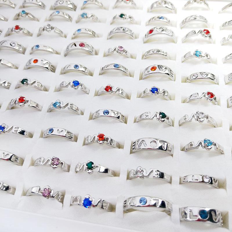 Fashion Simple Band Silver Plated Metal Colorful Diamond Love Rings For Men Women Mix Style Party Gifts Wedding Jewelry Wholesale C3
Fashion Simple Band Silver Plated Metal Colorful Diamond Love Rings For Men Women Mix Style Party Gifts Wedding Jewelry Wholesale C3