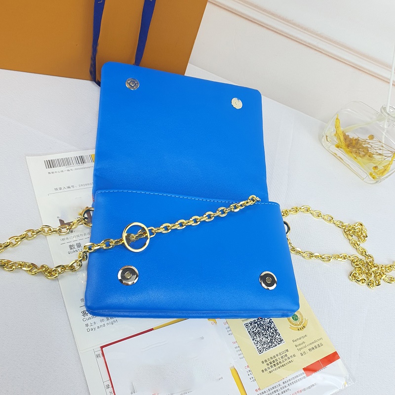 Top quality women's handbags fashion chain leather straps with official outdoor working size 20-14-8 cm