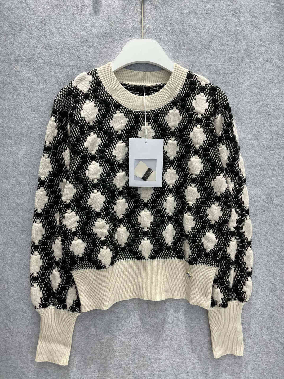 Fashion cc women knitted hoodies sweater cche brand wool knitting hooded sweatshirt long-sleeved coats jackets round neck flower hanging hair design clothes womens, Supplementary price difference
Fashion cc women knitted hoodies sweater cche brand wool knitting hooded sweatshirt long-sleeved coats jackets round neck flower hanging hair design clothes womens, Supplementary price difference