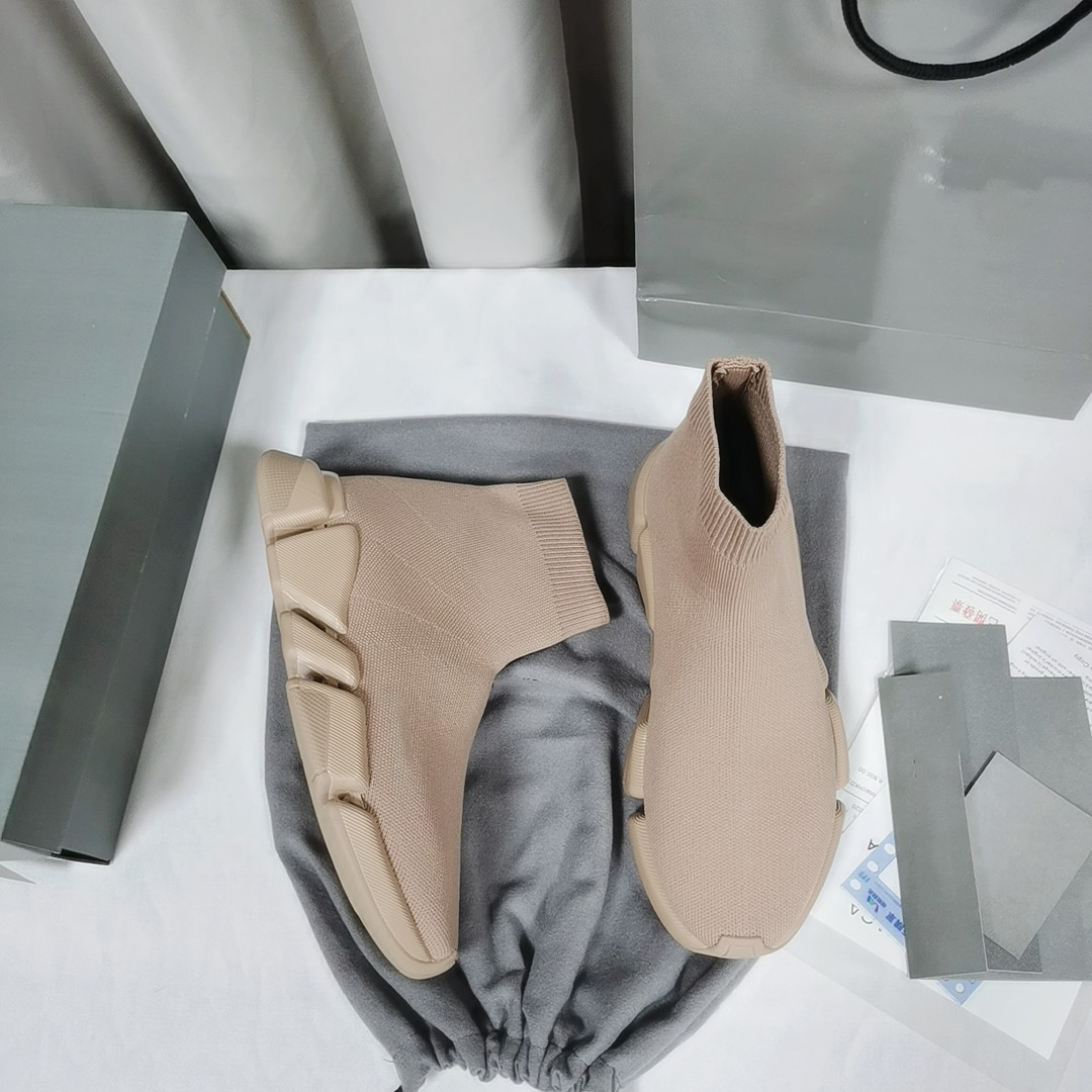 Top quality designers handmade shoes mens womens balencaiga Elastic textiles speed 2 sneakers with balanciaga balenciaca box,dust bags, Red;white
Top quality designers handmade shoes mens womens balencaiga Elastic textiles speed 2 sneakers with balanciaga balenciaca box,dust bags, Red;white