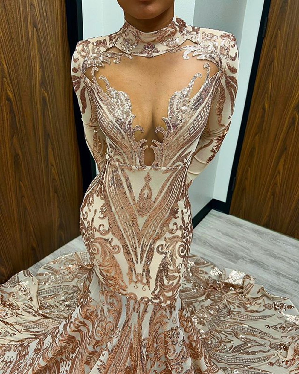Rose Gold Sequin Sexy Fitted evening dress Mermaid Style Long Sleeve High Neck African Black Girls Long Prom Dresses 2022