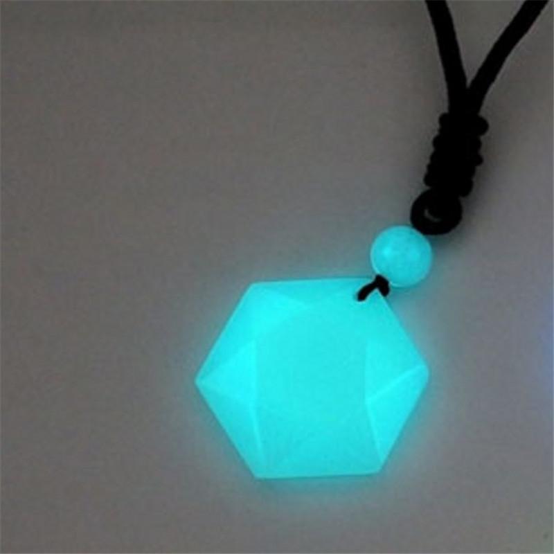 Pendant Necklaces Charms Glowing In The Dark Natural Stone Hexagram Necklace Star Of Lucky Luminous Women Men Couple Jewelry
Pendant Necklaces Charms Glowing In The Dark Natural Stone Hexagram Necklace Star Of Lucky Luminous Women Men Couple Jewelry