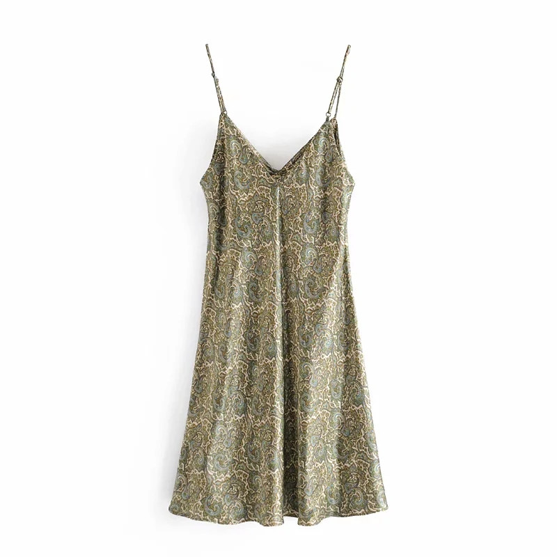 2021pseewe za vintage print slip short woman dresses summer 2021 ruched adjustable straps backless mini dress women party dress, Black;gray
2021pseewe za vintage print slip short woman dresses summer 2021 ruched adjustable straps backless mini dress women party dress, Black;gray