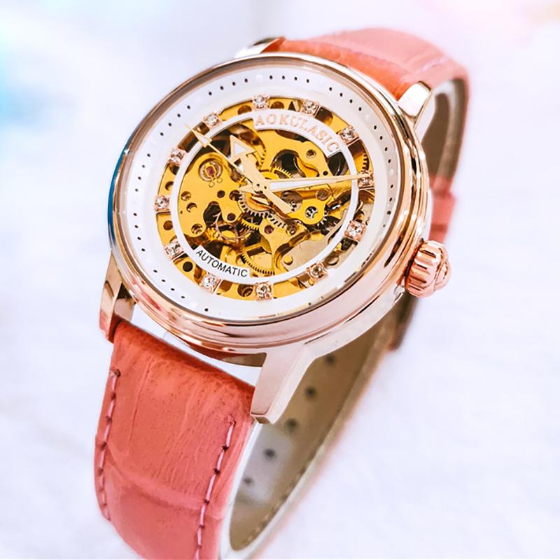 Wristwatches AOKULASIC 2021 Luxury Pink Woman Watches Automatic Mechanical Wristwatch Lady Fashion Business Ladies Clock Relogio Feminino, Red
Wristwatches AOKULASIC 2021 Luxury Pink Woman Watches Automatic Mechanical Wristwatch Lady Fashion Business Ladies Clock Relogio Feminino, Red