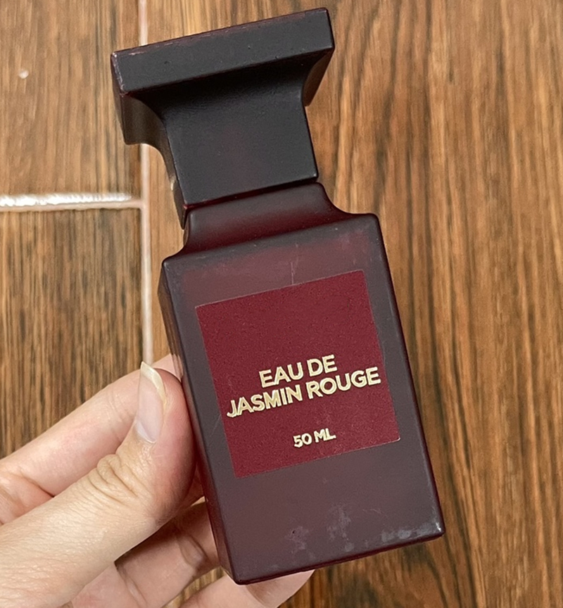 Factory direct perfume EAU DE Jasmin Rouge 50ml 1.7oz Sachet Bags Eau De Parfum Women Fragrance Lasting Smell Designer Spray fast delivery
Factory direct perfume EAU DE Jasmin Rouge 50ml 1.7oz Sachet Bags Eau De Parfum Women Fragrance Lasting Smell Designer Spray fast delivery