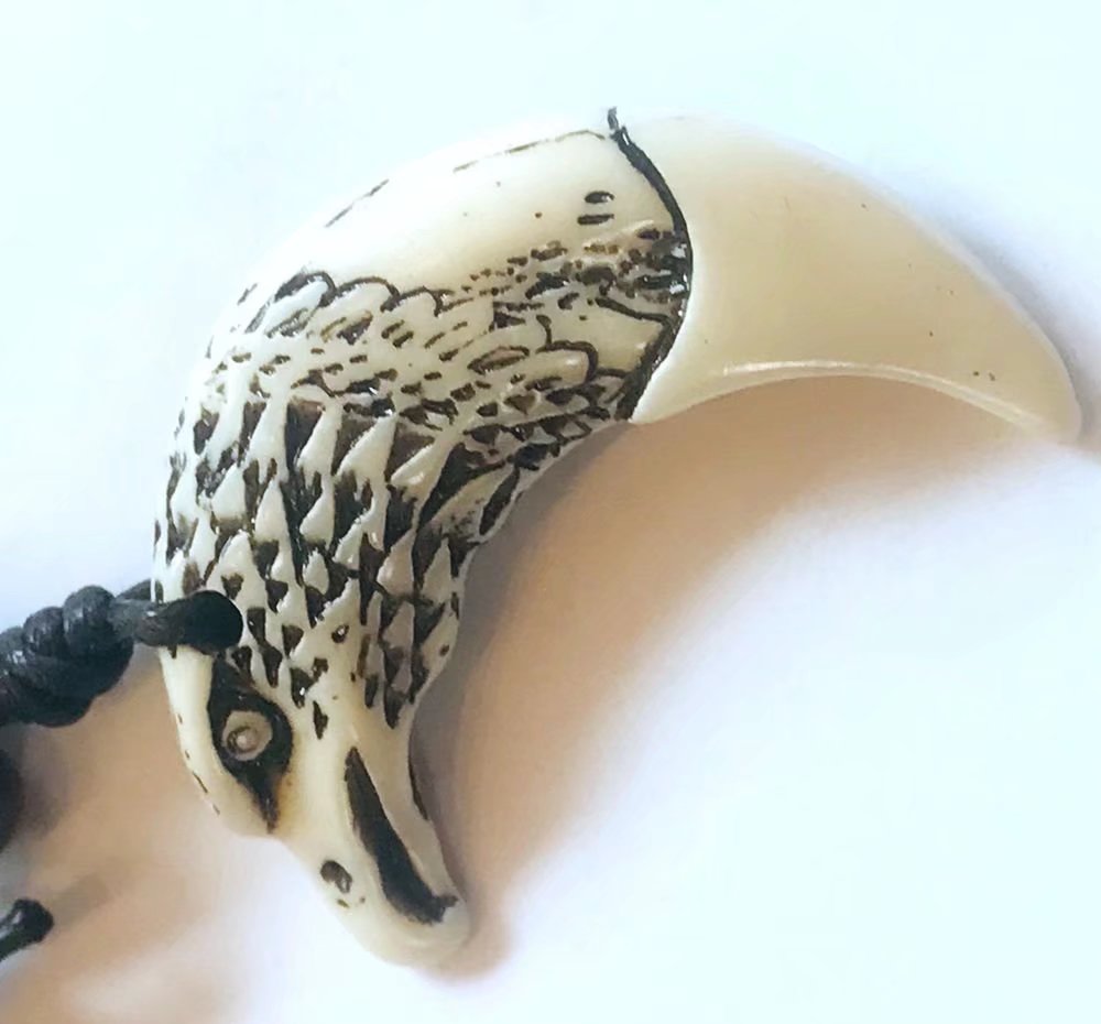 12 pcs Resin White Demon Eagle Totem Pendant Necklaces Vintage Gothic Accessories Rock Women Men Jewelry Gift Party Decor
12 pcs Resin White Demon Eagle Totem Pendant Necklaces Vintage Gothic Accessories Rock Women Men Jewelry Gift Party Decor