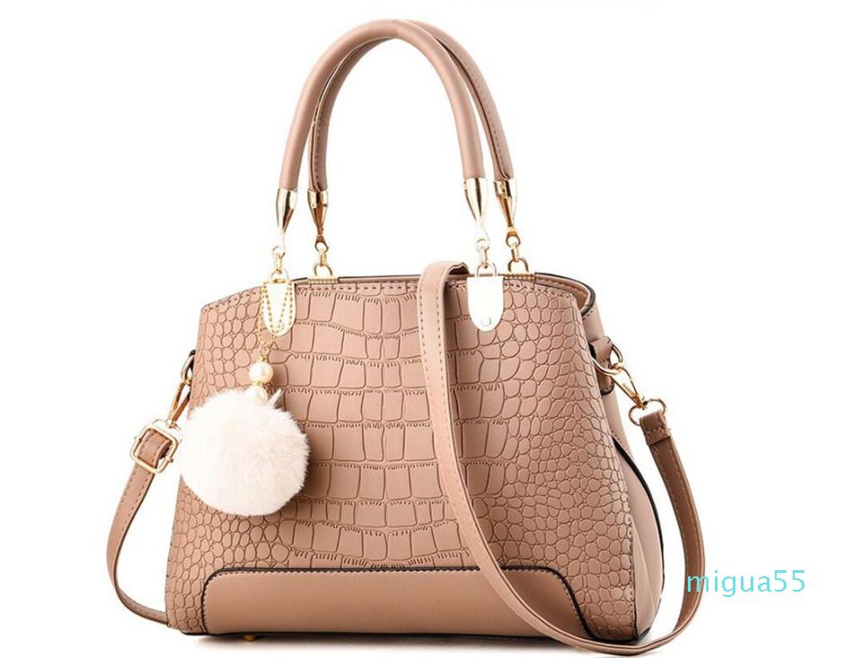 designers handbag Shoulder Bags top quality crossbody for Womenes Leather Bag Women Vintage 46 Color style, L 1
designers handbag Shoulder Bags top quality crossbody for Womenes Leather Bag Women Vintage 46 Color style, L 1