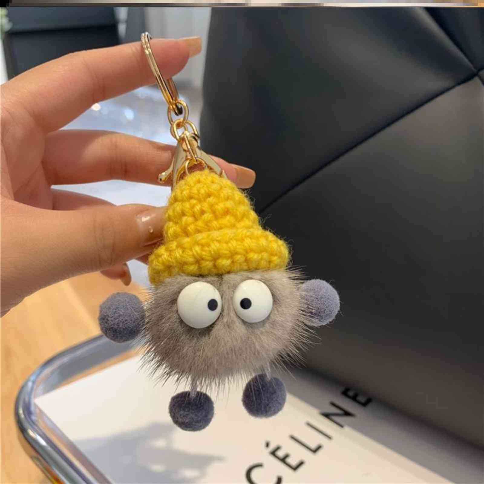 Key Chain Female Simple Atmosphere Exquisite Fairy Gas Car Pendant Small Coal Ball Doll Bag Cute
