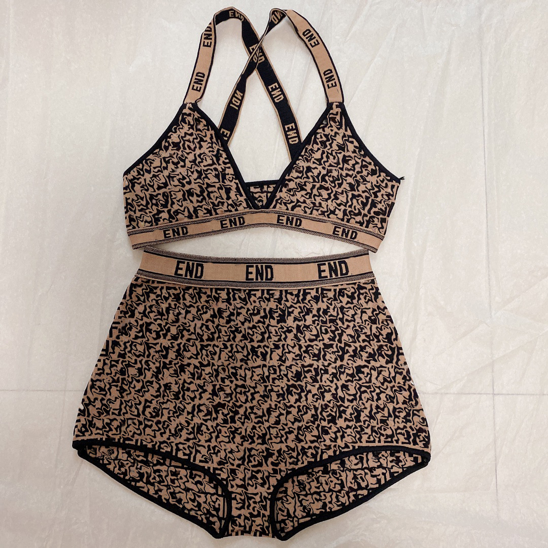 Fashion 2021 Swimsuit Personality Women Knitted Bikinis Simple Letter Jacquard Bandage Beach Suit Summer Outdoor Sexy Swimsuits for Ladies Bathing
Fashion 2021 Swimsuit Personality Women Knitted Bikinis Simple Letter Jacquard Bandage Beach Suit Summer Outdoor Sexy Swimsuits for Ladies Bathing