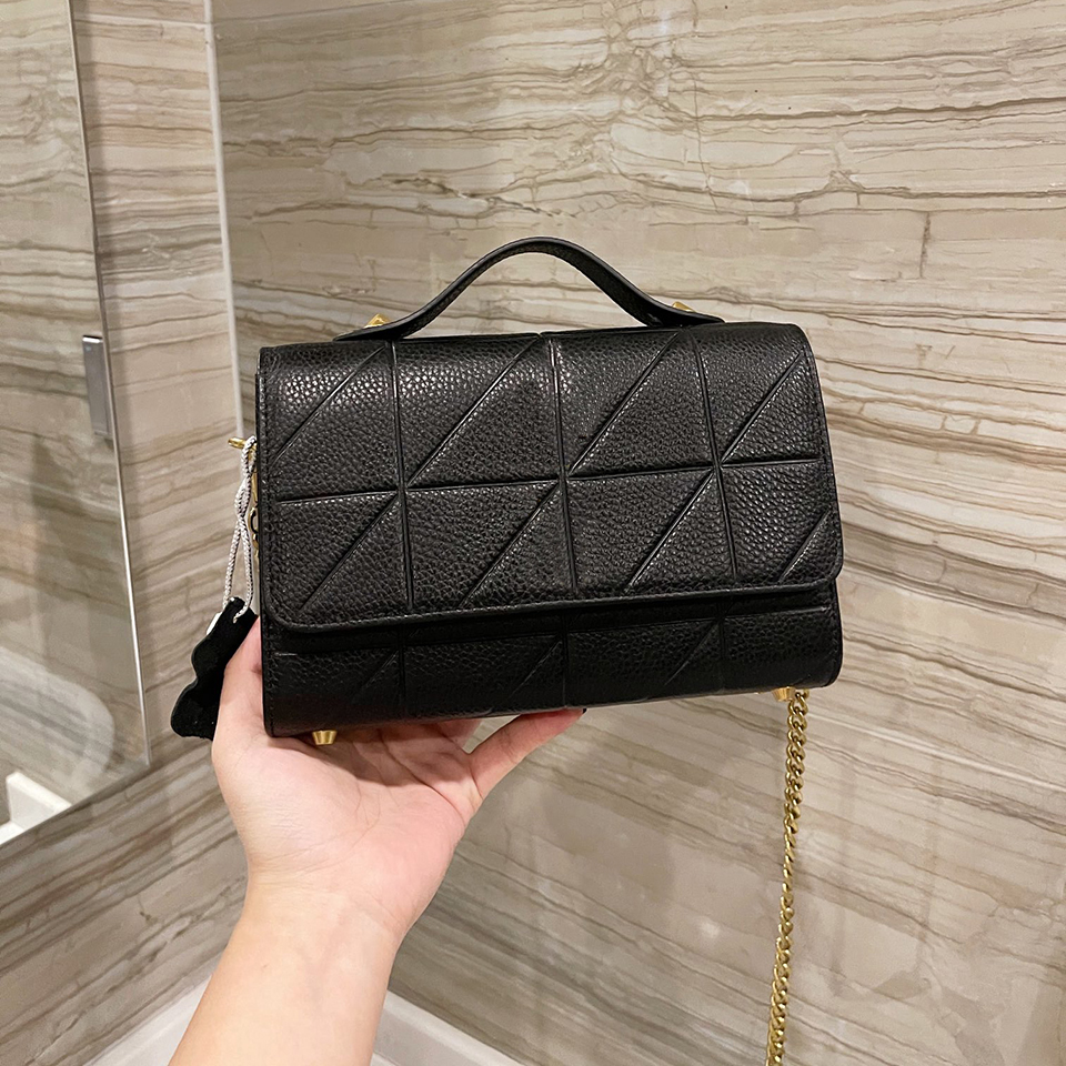 Luxury Brand Desige Shoulder Bag Handbag For Ladies Golden Chain One-Shoulder Crossbady Bag For Women
Luxury Brand Desige Shoulder Bag Handbag For Ladies Golden Chain One-Shoulder Crossbady Bag For Women
