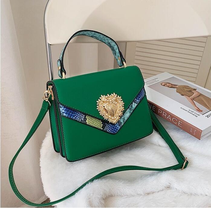 wholesale women handbag sweet Beads womens shoulder bag personalized hardware decoration contrast fashion handbags elegant Serpentine leather messenger bags
wholesale women handbag sweet Beads womens shoulder bag personalized hardware decoration contrast fashion handbags elegant Serpentine leather messenger bags