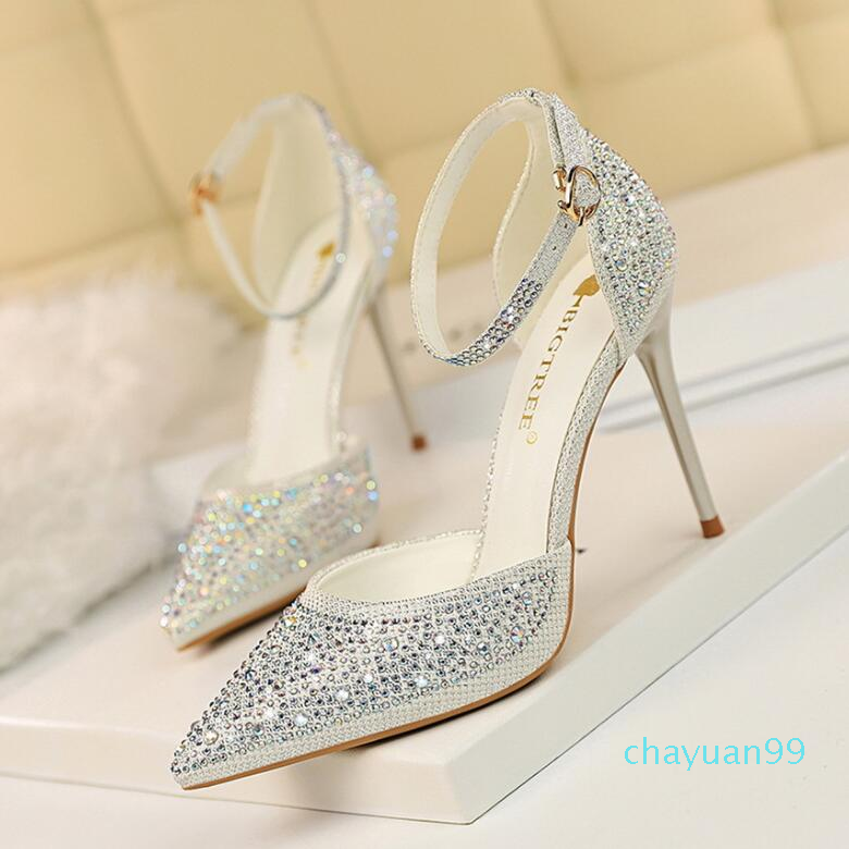 2021 Dress Shoes Red Bottom High Heels Womens Designers Genuine Leather Pumps Lady Sandals Wedding Bottoms with Box Black Golden Gold Shoe, Grey
2021 Dress Shoes Red Bottom High Heels Womens Designers Genuine Leather Pumps Lady Sandals Wedding Bottoms with Box Black Golden Gold Shoe, Grey