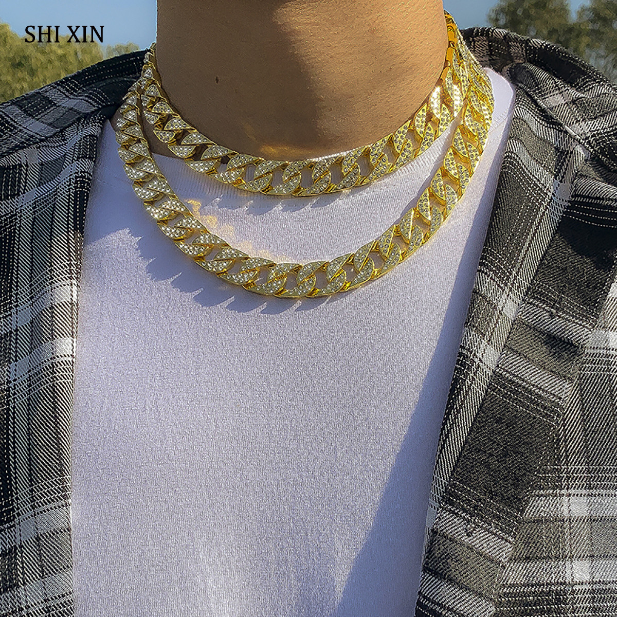 SHIXIN Hiphop Thick Iced Out Chain Necklace Men Pun Chunky Rhinestone Short Choker Necklace for Women Fashion Neck Chain Jewelry X0509
SHIXIN Hiphop Thick Iced Out Chain Necklace Men Pun Chunky Rhinestone Short Choker Necklace for Women Fashion Neck Chain Jewelry X0509