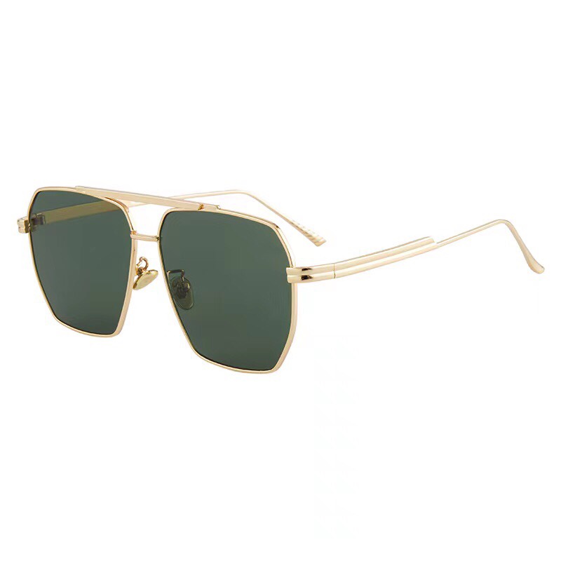 Sunglasses For Men and Women Summer style 2022 New Anti-Ultraviolet Retro Plate Square Full frame fashion Eyeglasses Random Box 01
Sunglasses For Men and Women Summer style 2022 New Anti-Ultraviolet Retro Plate Square Full frame fashion Eyeglasses Random Box 01