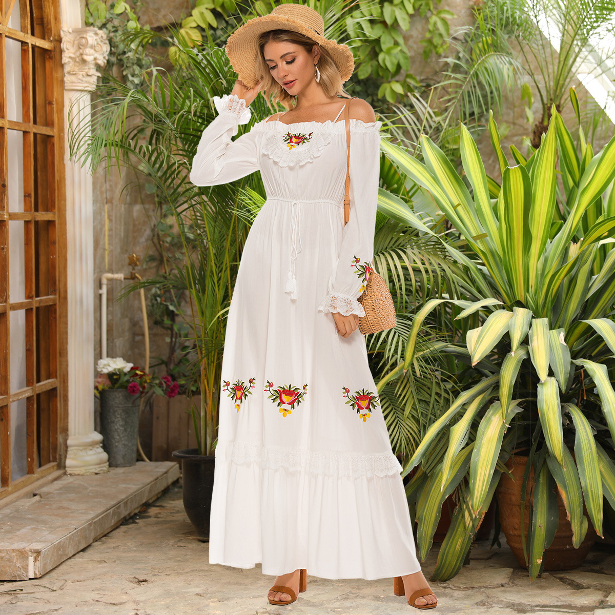 Boho Turkey India Muslim Dress Embroidered Abaya Duabi Arabic Women Vestido Moroccon Kaftan Islamic Clothing Jilbab Gown Robe
Boho Turkey India Muslim Dress Embroidered Abaya Duabi Arabic Women Vestido Moroccon Kaftan Islamic Clothing Jilbab Gown Robe