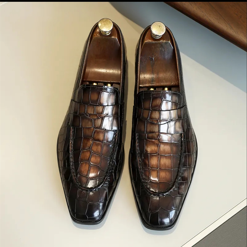 2021men's shoes Business dress luxurious men kaws lulu Loafers high grade hand customized breathable British trend color polished bridegroom wedding shoe tn 38-45, Photo
2021men's shoes Business dress luxurious men kaws lulu Loafers high grade hand customized breathable British trend color polished bridegroom wedding shoe tn 38-45, Photo