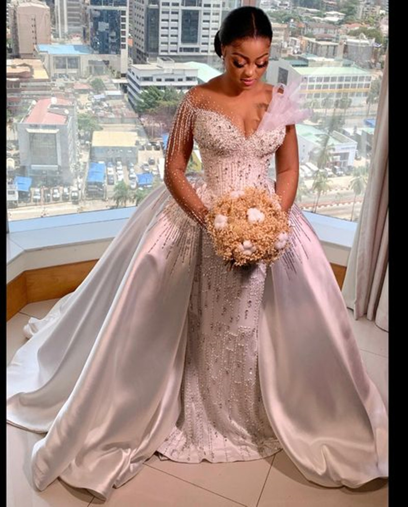 Luxury Crystal Plus Size Wedding Dresses with Detachable Train Long Sleeve Beaded Stain Lace-up Aso Ebi Vestidos novias boda 2022 Bridal Gown