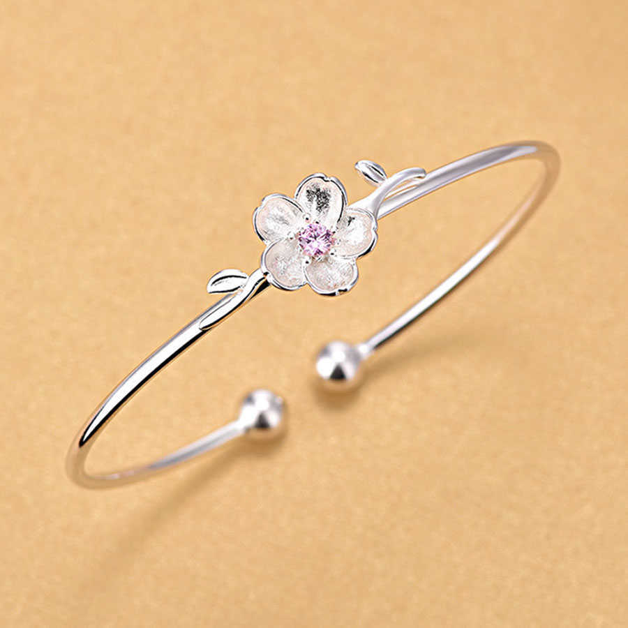 Fashion Cherry Blossoms Net Red Adjustable Bracelets Pink Purple Crystal Flower Opening Bangles Jewelry for Girl Female Gift Q0719
Fashion Cherry Blossoms Net Red Adjustable Bracelets Pink Purple Crystal Flower Opening Bangles Jewelry for Girl Female Gift Q0719