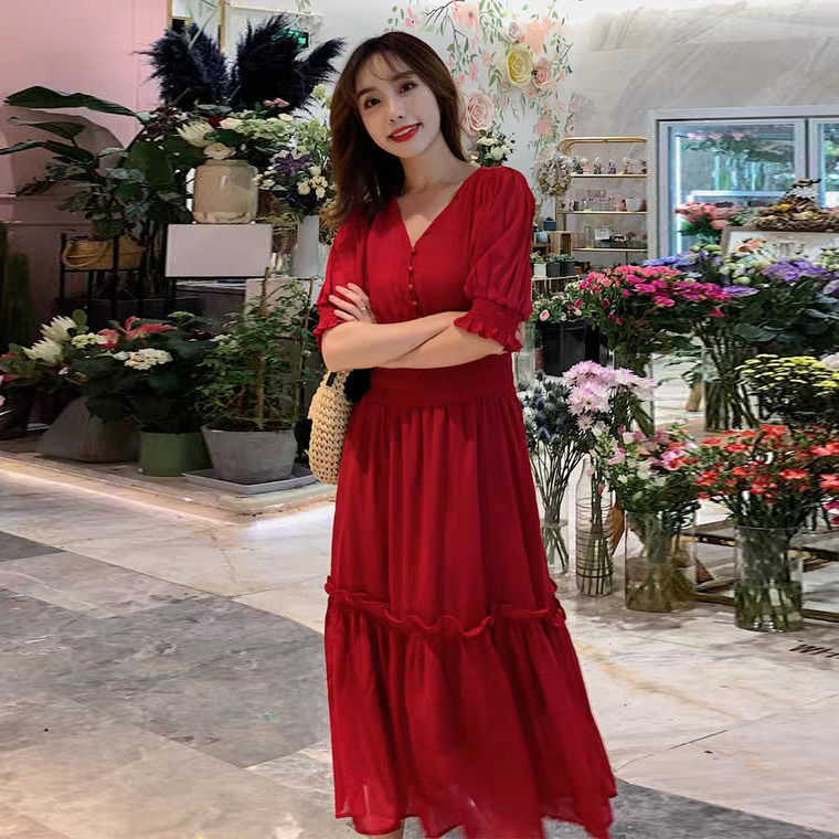 Summer Dress Vintage Women Loose Solid V Neck Button Elastic Waist Ruffle Long Ladies es Vestidos Plus Size 4XL 210526, Black
Summer Dress Vintage Women Loose Solid V Neck Button Elastic Waist Ruffle Long Ladies es Vestidos Plus Size 4XL 210526, Black