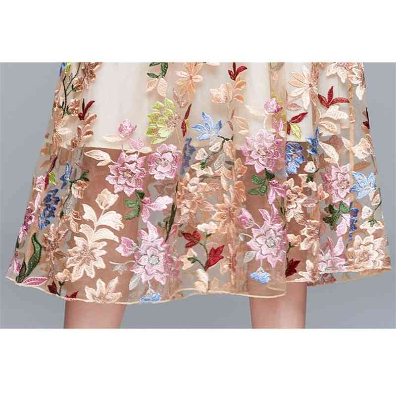 Summer Embroidery Party Dress Women Short sleeve Flower Embroidered Slim Waist Vintage Mesh Runway Dresses 210520