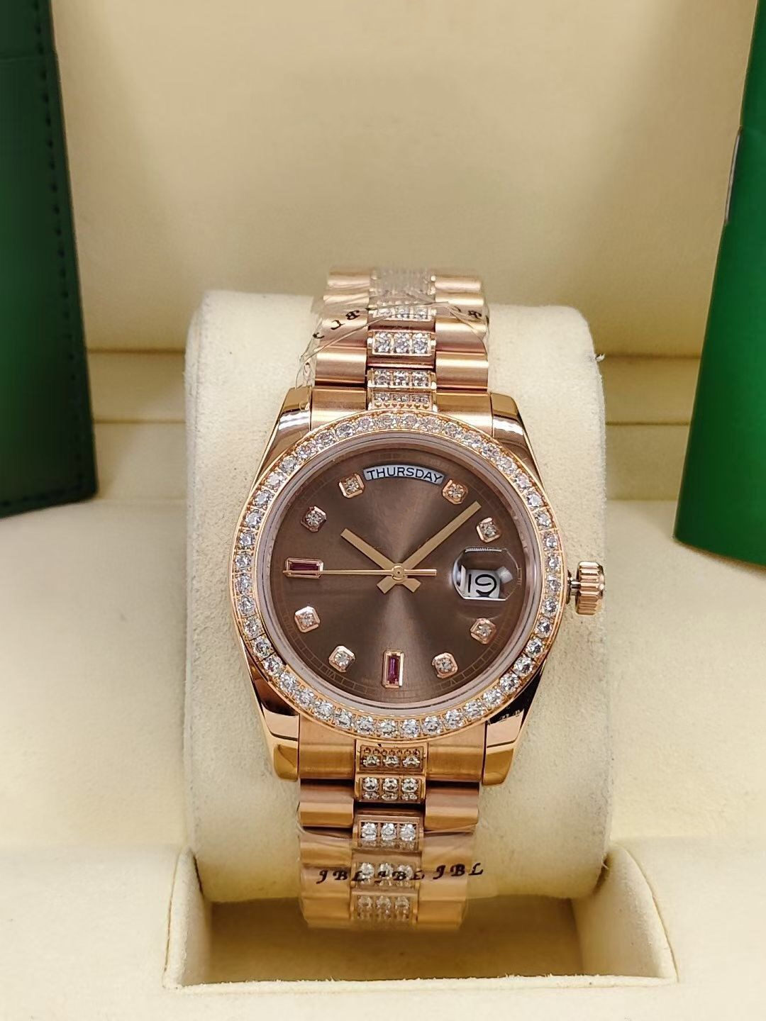 Diamond Watches Mens Automatic Movement Mechanical Wristwatches 41mm 36mm women Watchs Rose aaa Reloj luxury designer blue brown dial, 11
Diamond Watches Mens Automatic Movement Mechanical Wristwatches 41mm 36mm women Watchs Rose aaa Reloj luxury designer blue brown dial, 11
