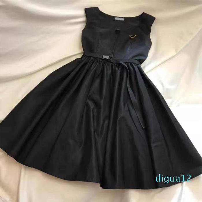 Women Dress Sleeveless Denim Shirt For Spring Summer Outwear Casual Style With Budge Letter Lady Slim Dresses Belt Pleated Skirt Button Zipp, Black1
Women Dress Sleeveless Denim Shirt For Spring Summer Outwear Casual Style With Budge Letter Lady Slim Dresses Belt Pleated Skirt Button Zipp, Black1