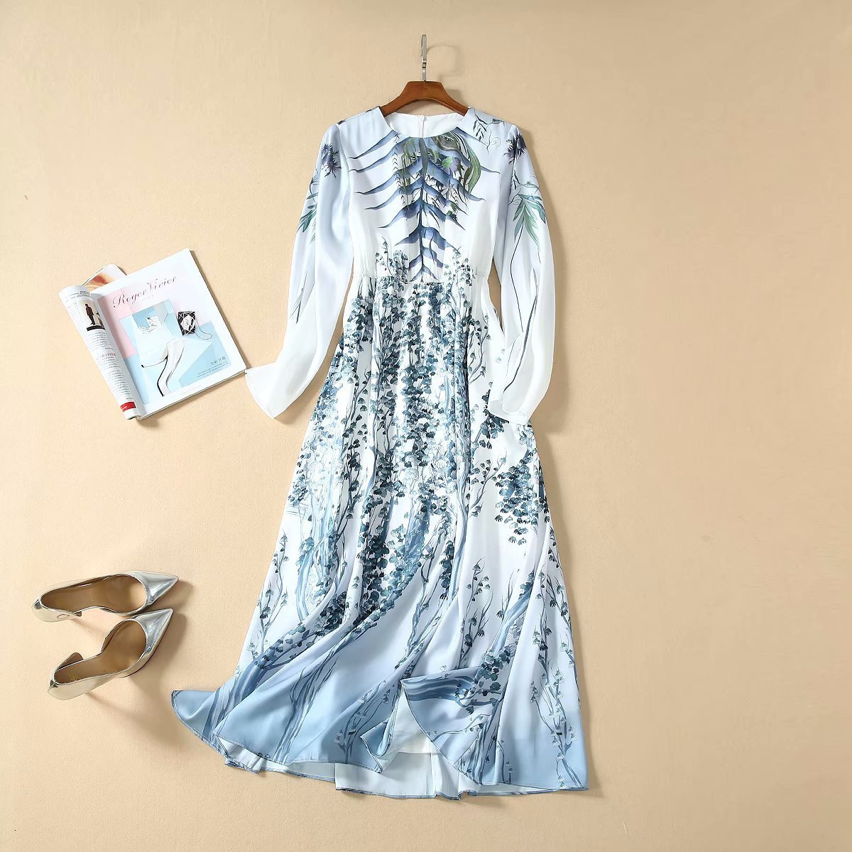 Casual Dresses European and American women' clothes spring style Long-sleeved round collar Fashionable ink print dress 1X36, Blue
Casual Dresses European and American women' clothes spring style Long-sleeved round collar Fashionable ink print dress 1X36, Blue