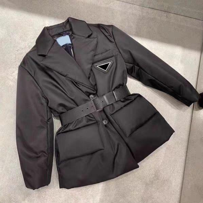 Women Designer Jacket With Letters Budge Sequins Winter Down Parkas for Womens Jackets Coats Adjustable Waist Streetwear 2 Styles, Extra bag
Women Designer Jacket With Letters Budge Sequins Winter Down Parkas for Womens Jackets Coats Adjustable Waist Streetwear 2 Styles, Extra bag