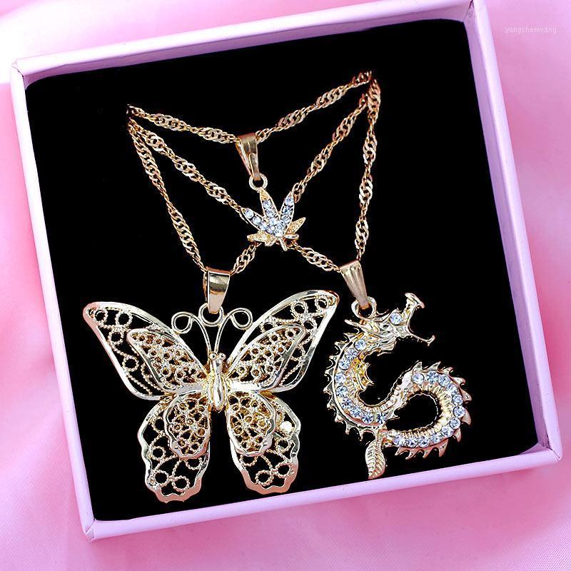 Chains Hollow Big Butterfly Multilayer Twisted Chain Pendant Necklaces For Women Dragon Crystal Necklace Trendy Jewelry Gift
Chains Hollow Big Butterfly Multilayer Twisted Chain Pendant Necklaces For Women Dragon Crystal Necklace Trendy Jewelry Gift