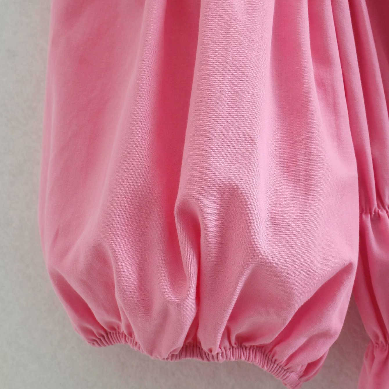 ZA Pink Elastic Cropped Summer Blouse Women Short Puff Sleeve Off Shoulder Sexy Top Woman Chic Pleated Smocked Blouses 210602