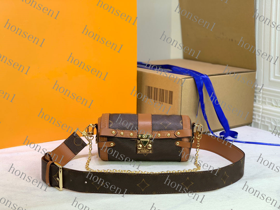 M80446 UTILITY CROSS BODY women bag handbag cylindrical Purse Natural cowhide-leather stud mini clutch shoulderbag rivet, As photo
M80446 UTILITY CROSS BODY women bag handbag cylindrical Purse Natural cowhide-leather stud mini clutch shoulderbag rivet, As photo