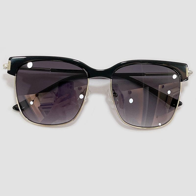 Sunglasses Classic Retro Metal Frame Square Sun Glassess Designer Women Men's Glasses UV400 Eyewear
Sunglasses Classic Retro Metal Frame Square Sun Glassess Designer Women Men's Glasses UV400 Eyewear