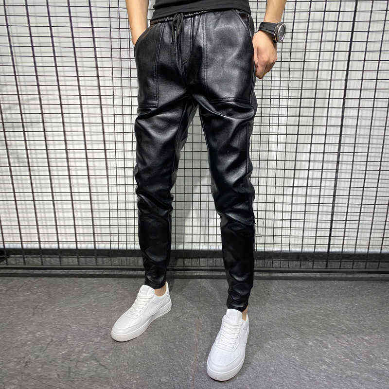 Winter Thick Warm PU Leather Pants Men Clothing Simple Big Pocket Windproof Casual Motorcycle Trousers Black Plus Size 211119