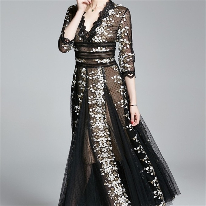 Designer Runway Women Sexy Perspective Elegant Flower Applique Party Dress Midi Vestidos Robe Femme 210603, Picture color
Designer Runway Women Sexy Perspective Elegant Flower Applique Party Dress Midi Vestidos Robe Femme 210603, Picture color