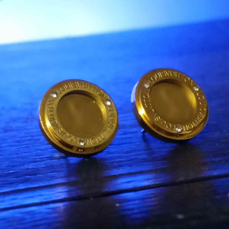 2021 High Quality Stainless Steel Fashion Jewelry Hip Hop Stud Designer Earings Gold Rose Earrings for Women Party Wedding Hoop Wholesale
2021 High Quality Stainless Steel Fashion Jewelry Hip Hop Stud Designer Earings Gold Rose Earrings for Women Party Wedding Hoop Wholesale