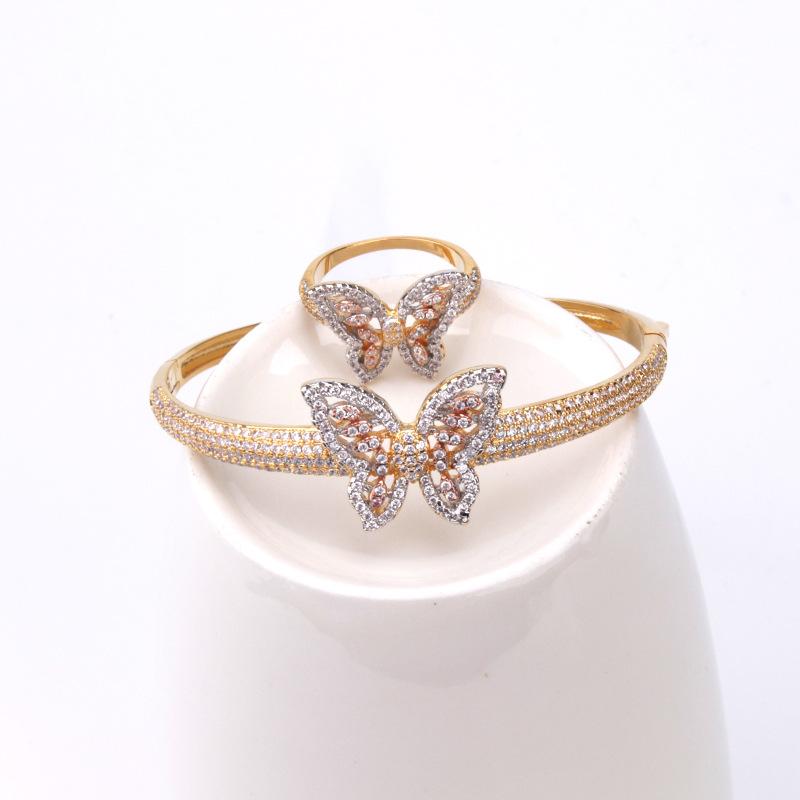 Bangle Fashion Personality Butterfly Bracelet Ring Set Inlaid Zircon Jewelry European And American Style Ladies Wholesale
Bangle Fashion Personality Butterfly Bracelet Ring Set Inlaid Zircon Jewelry European And American Style Ladies Wholesale
