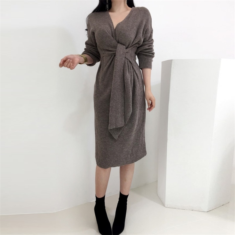 Korean ins elegant wild V-neck cross strap design sense is thin and long over the knee bottoming knitted dress female 210520, Gray
Korean ins elegant wild V-neck cross strap design sense is thin and long over the knee bottoming knitted dress female 210520, Gray