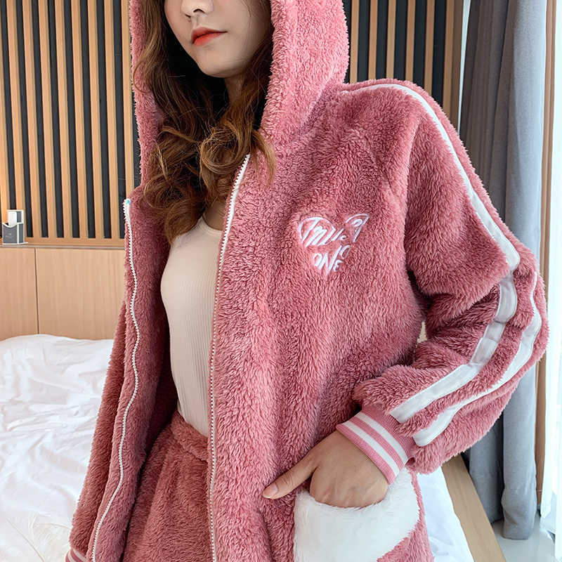 4XL 5xl big Size Pajamas Winter Hoodies Flannel for laides Fat Pajamas Velvet Set Nightgrown Sweatshirt Warm Kawaii Home Clothes 211007