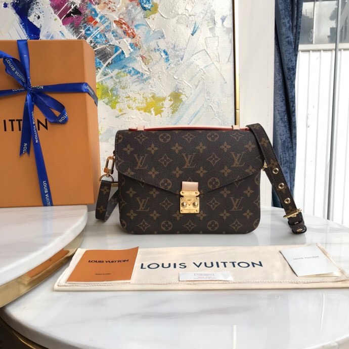 Fashion Women Handbgs Luxurys Designer Bags GGLVLouis
VittonYSL
VUTTON METIS Shoulder bags Women Messenger Bags Purse Crossbody Bag M40780
Fashion Women Handbgs Luxurys Designer Bags GGLVLouis
VittonYSL
VUTTON METIS Shoulder bags Women Messenger Bags Purse Crossbody Bag M40780