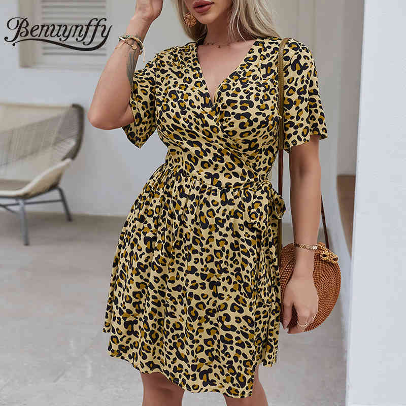 Surplice Neck Leopard Print Tie Waist Dresses Summer Short Sleeve A-Line Casual Women Mini Dress Street Clothing 210510