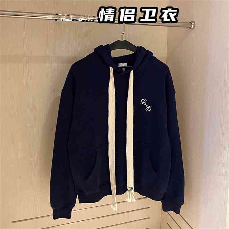 21 early autumn loe new simple style chest embroidery Hoodie men's and women's OS casual loose top, Black
21 early autumn loe new simple style chest embroidery Hoodie men's and women's OS casual loose top, Black