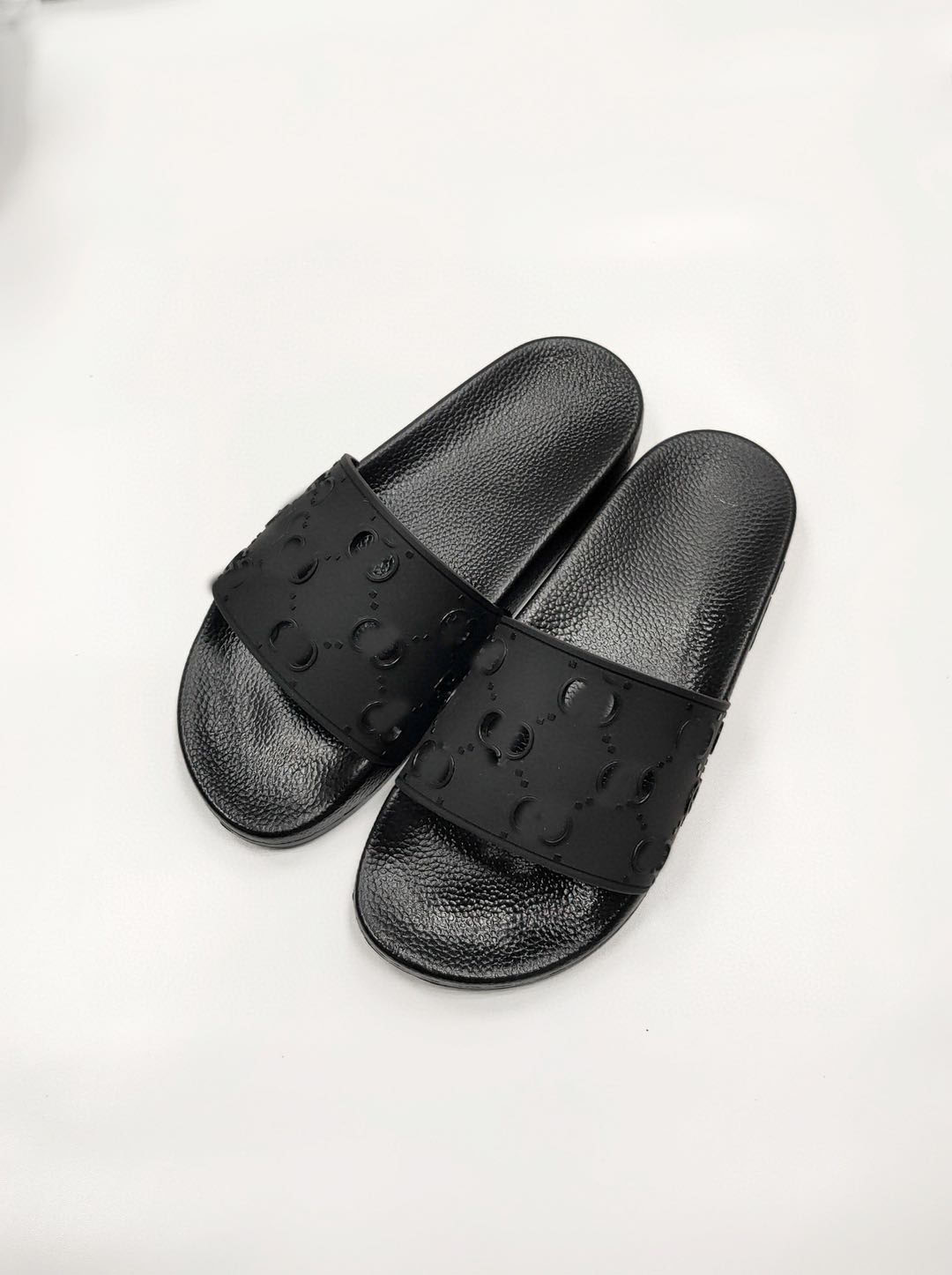 size 5.5-14 designer chaussures slippers sandals flat mens beach baby outdoor flip flops nonslip casual shoes Christmas Chaussures Channel
size 5.5-14 designer chaussures slippers sandals flat mens beach baby outdoor flip flops nonslip casual shoes Christmas Chaussures Channel