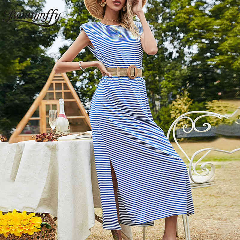O-Neck Casual Knit Striped Dresses Summer Women Fashion Sleeveless Beach Style Split Long Dress Without Belt 210510