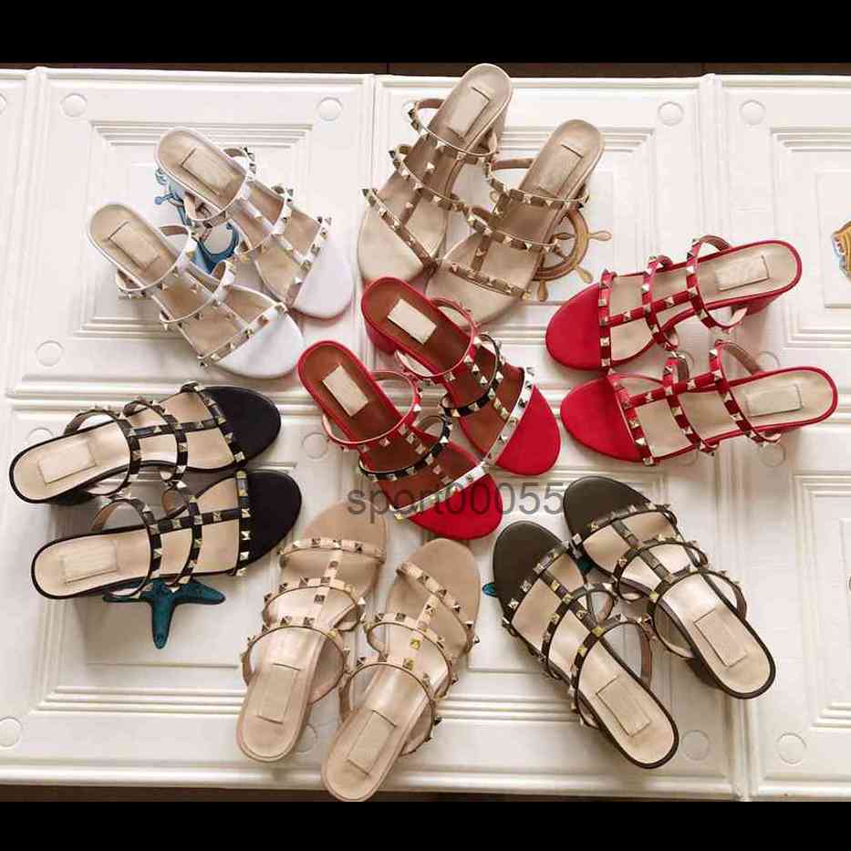 2021 Rivets Women Sandals High Heels Genuine Leather Sandal Ladies Sexy Stud Stylist Shoes Fashion Pure Color Slippers
2021 Rivets Women Sandals High Heels Genuine Leather Sandal Ladies Sexy Stud Stylist Shoes Fashion Pure Color Slippers
